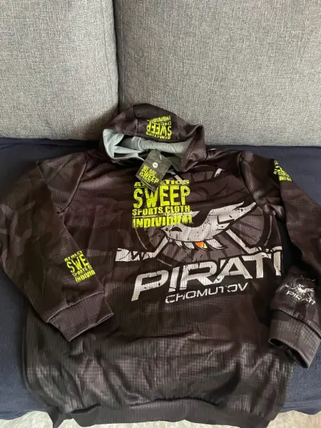 Nová mikina Sweep Piráti Chomutov 3