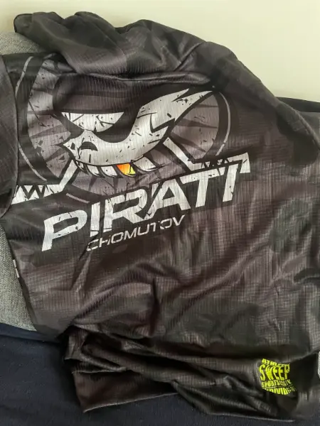 Nová mikina Sweep Piráti Chomutov 2