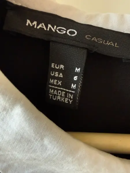 Černé šaty Mango s bílým límečkem 6