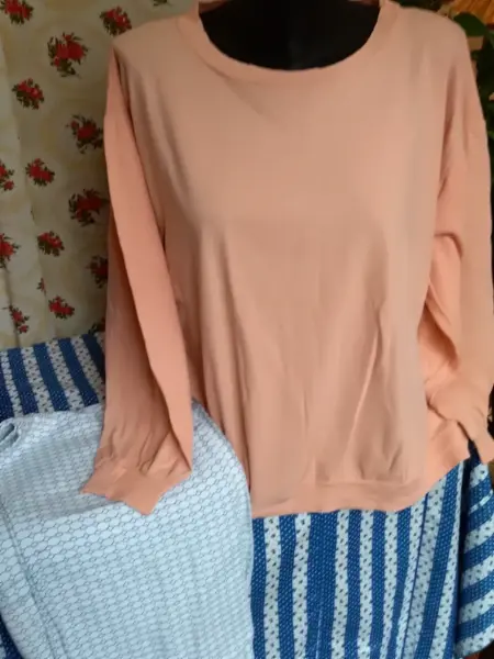 Kabátky a mikiny k pyžamu 19