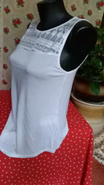 Bílá tílka S-M 10