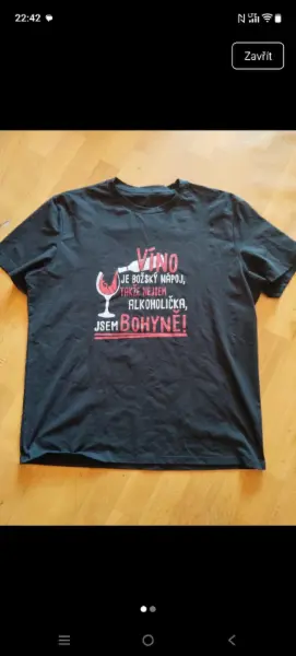 tričko s nápisem