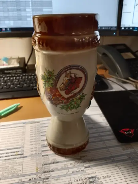 Keramický korbel s motivem koní, Thalmassing 1986