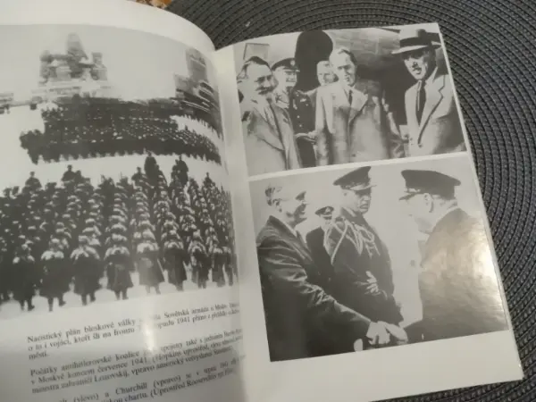 Kniha Diplomaté a ti druzí - Robert Kvaček 2