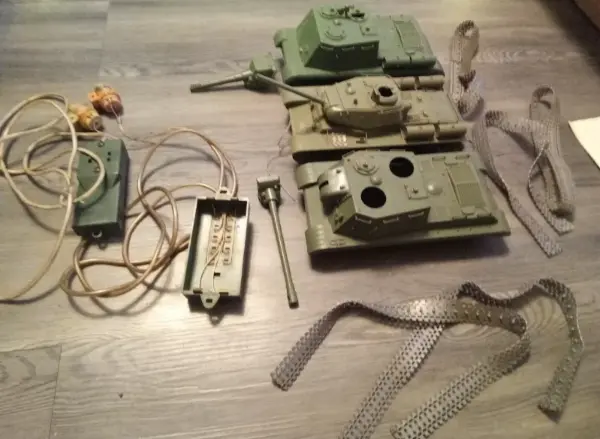 Stavebnice tanků na kabel 4