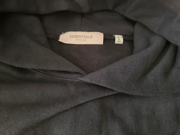 FEAR OF GOD ESSENTIALS – ČERNÉ MIKINY, Vel. M a L 4