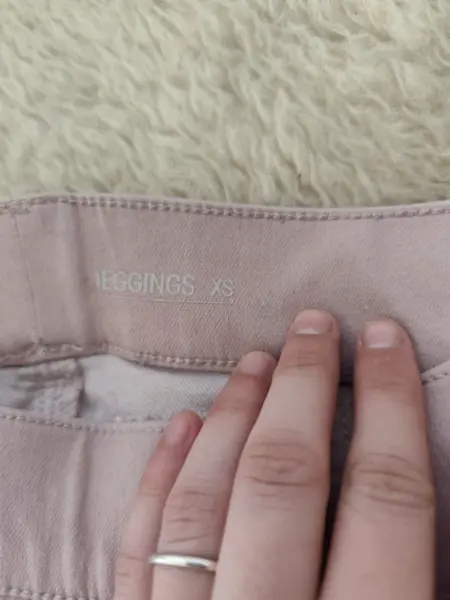 Světle růžové dámské jeggings 3