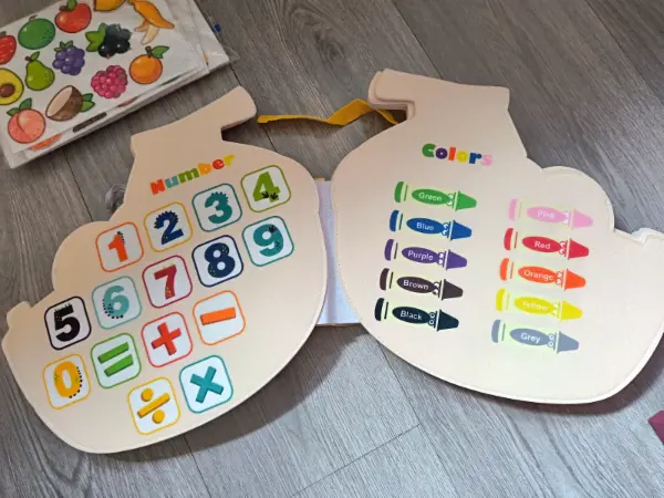 Plstěná knížka Busy Board - slon nebo opička 6
