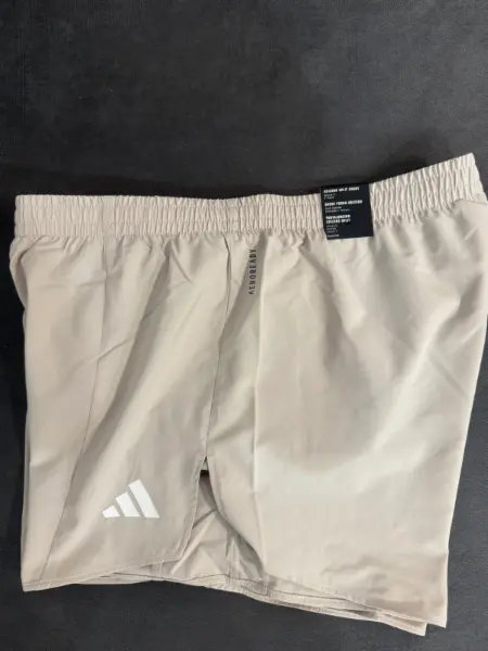 Adidas sportovní kraťasy nové M 5