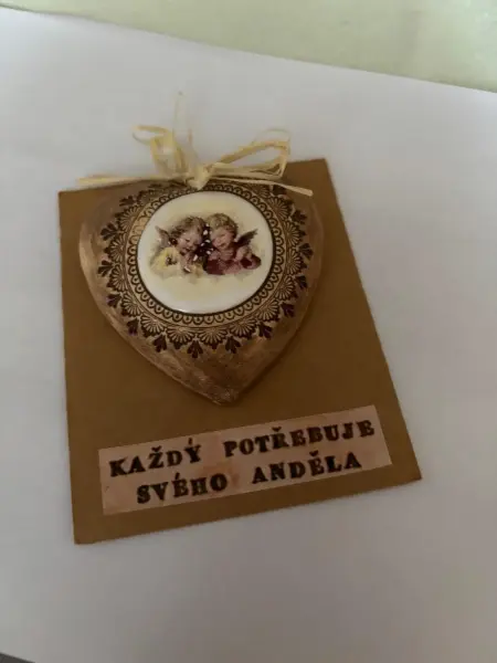 Keramický závěsný dekor anděl 3