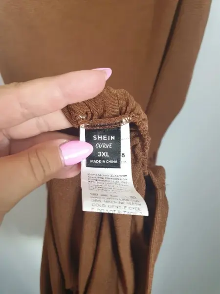 🌸Dámské hnědé šaty s řasením vel. 3XL🌸 6