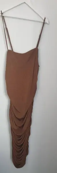 🌸Dámské hnědé šaty s řasením vel. 3XL🌸
