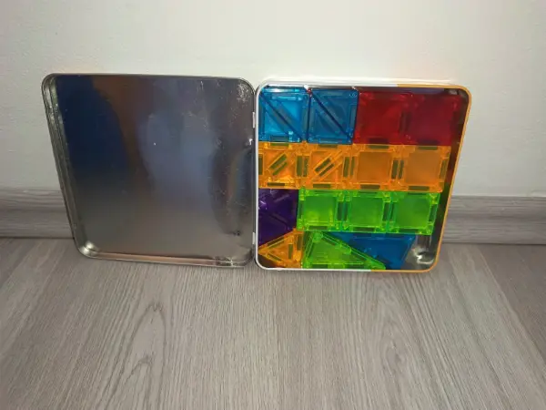 Magnetická stavebnice cestovní  2