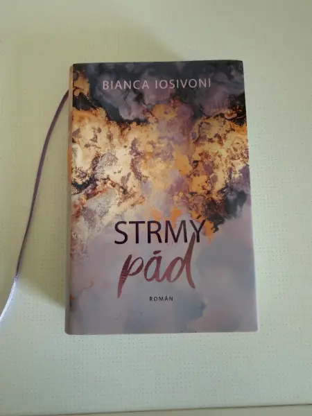 Strmý pád - Bianca Iosivoni