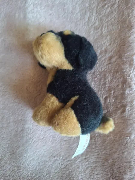 Plyšový pejsek rottweiler 2