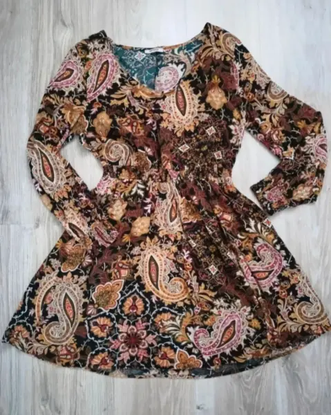 Dámské šaty Orsay s paisley vzorem