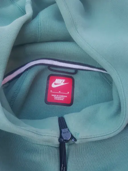 Nike tech fleece 2023 vel. M 9