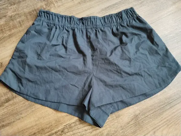 Černé plátěné kraťasy Zara na gumu, vel. M