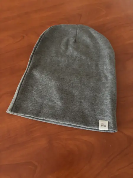 Šedá čepice Okey Doke 3
