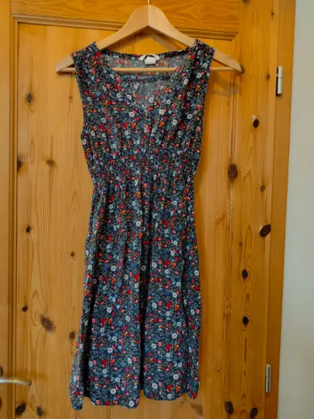 Dámské květované šaty H&M mama