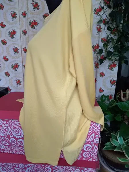 Žlutý svetřík s leopardem XXL-XXXL 3
