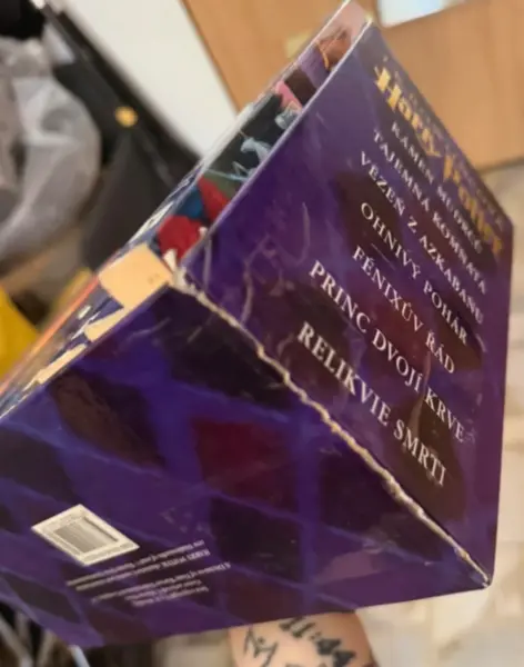 Harry Potter - kompletní sada 7 knih (česky) 2