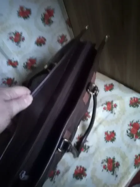 Dvě kabelky 12