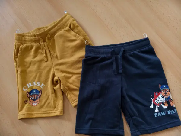Dětské kraťasy Paw Patrol, vel. 98 nove s cedulkou