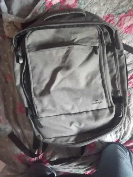 Šedý batoh Passenger 3