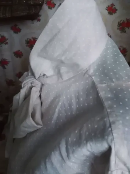 Plátěná halenka s vázačkou a puntíkem 2
