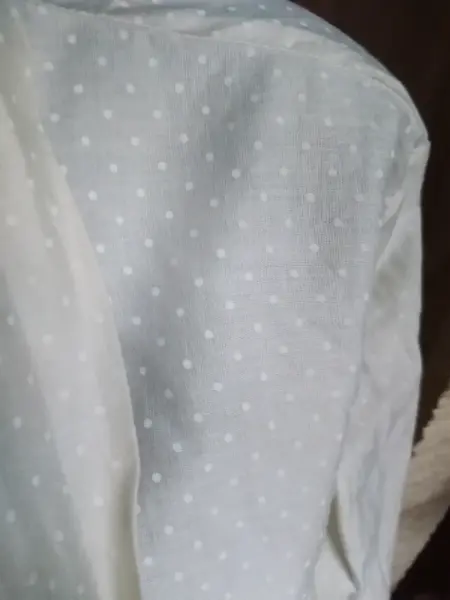 Plátěná halenka s vázačkou a puntíkem 5