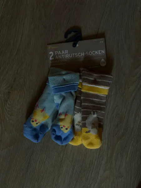 2 páry dětských protiskluzových ponožek Tchibo