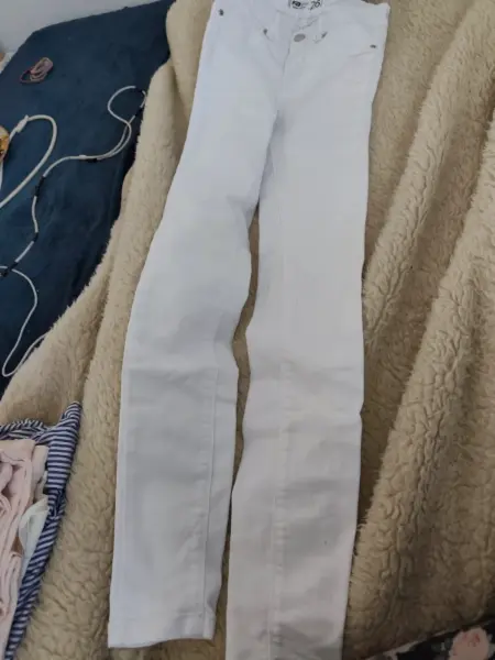 Bílé džíny FB Sister Skinny Push Up 2