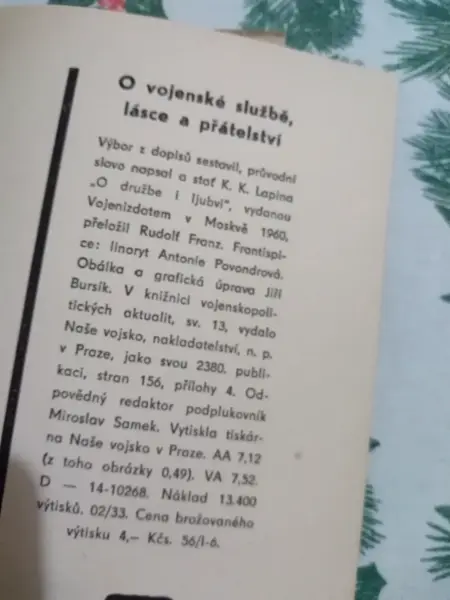 Kniha O vojenské službě, lásce a přátelství 4