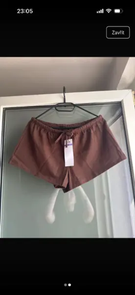Nové hnědé dámské kraťasy 2