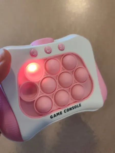 Interaktivní elektronická hra Pop It - růžová 2