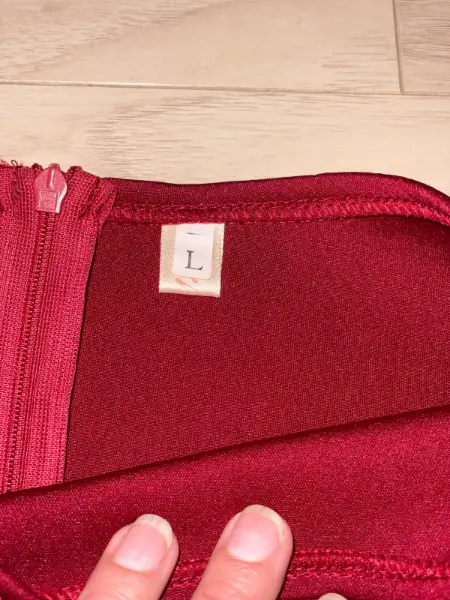 Dámské vínové šaty s bohatou sukní * v.L 8