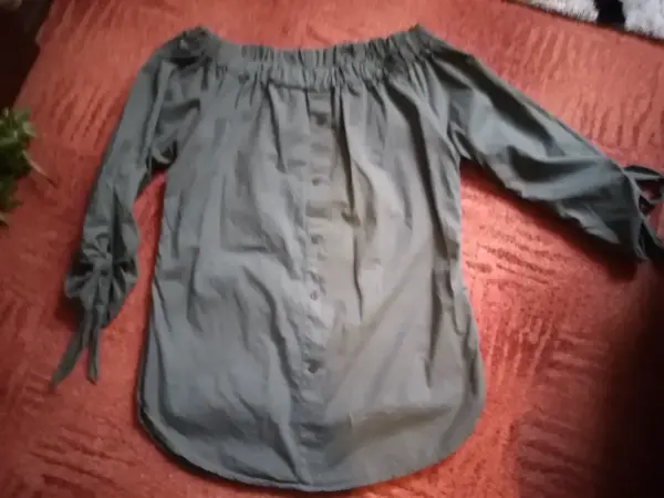 Khaki top
