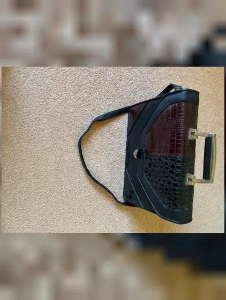 Elegantní dámská kabelka s imitací krokodýlí kůže 3
