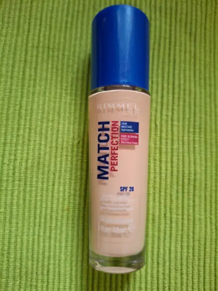 Make-up Rimmel Match Perfection SPF 20
