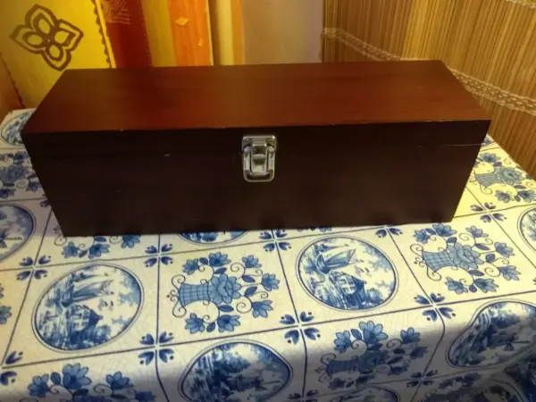 Dřevěná kazeta 2