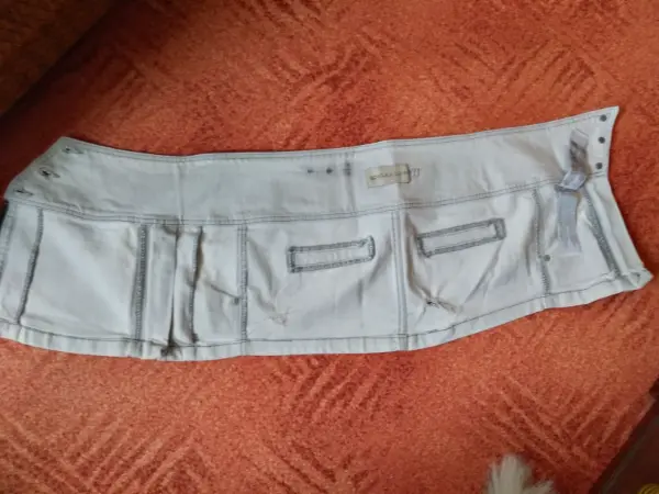 Dvě džínové mini sukně 15