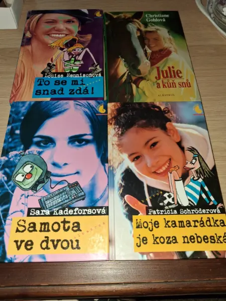 Soubor 7 knih pro dívky - Alice a..., Dvojčata aj. 3