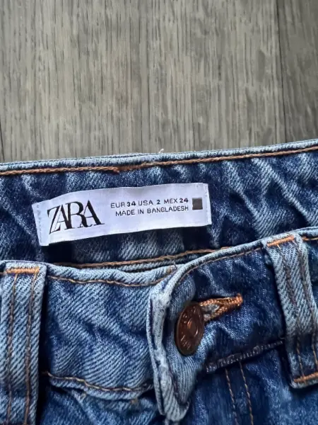 Dámské modré džíny Zara 3