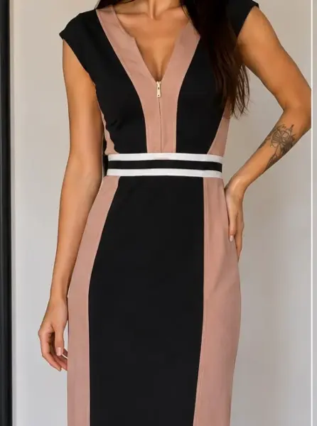 Elegantní šaty s výstřihem a zipem