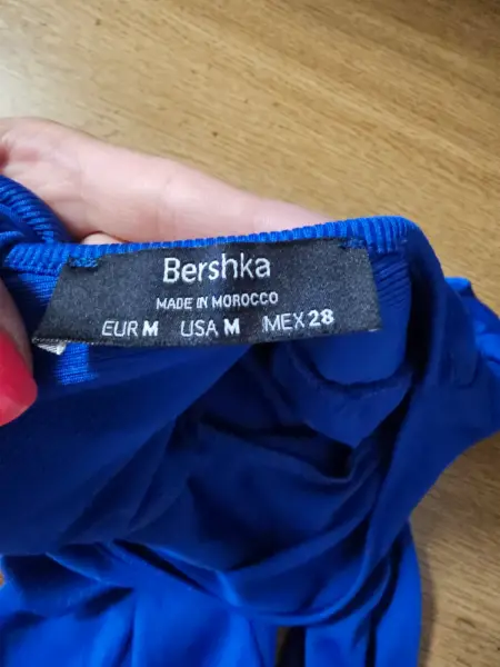 Modré dámské body Bershka s nabíranými rukávy 3