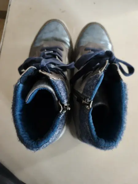 Dámské kotníkové boty 9