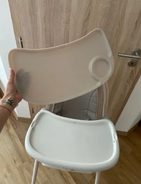 Dětská jídelní židlička Lionelo 4