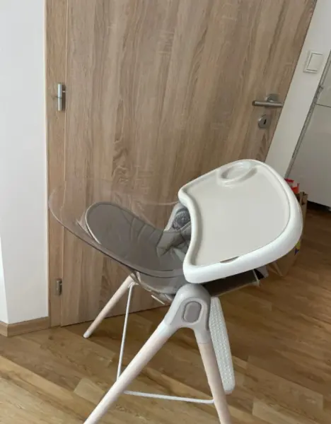 Dětská jídelní židlička Lionelo 9