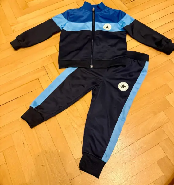 Dětská sportovní souprava Converse, vel. 86-92